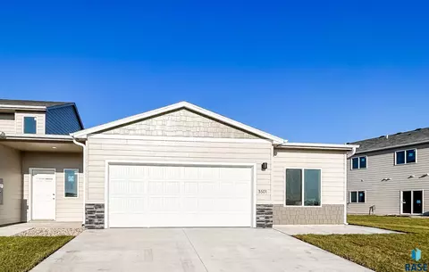 3501 S Broek Dr, Sioux Falls, SD 57106