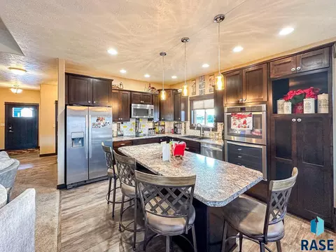 1303 Oak Creek Rd, Dell Rapids, SD 57022 photo 6