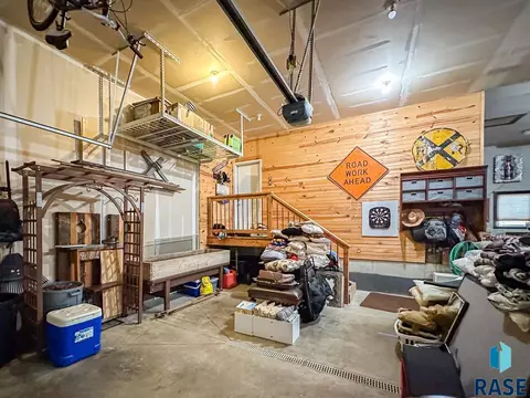 1303 Oak Creek Rd, Dell Rapids, SD 57022 photo 23