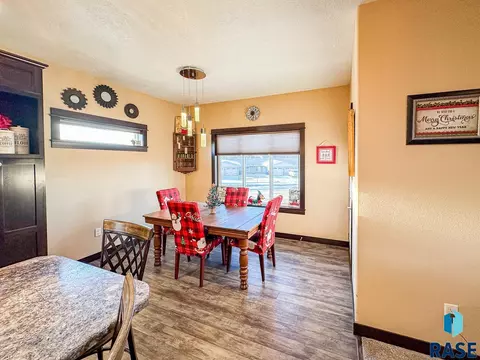 1303 Oak Creek Rd, Dell Rapids, SD 57022 photo 29