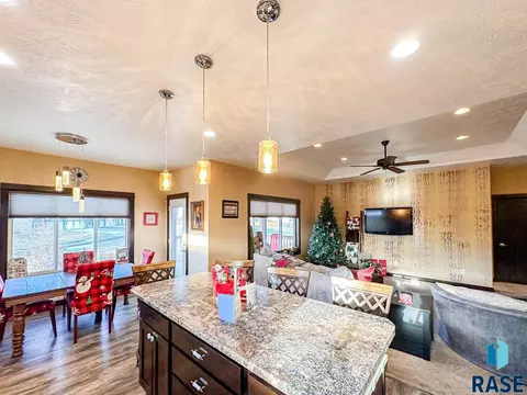 1303 Oak Creek Rd, Dell Rapids, SD 57022 photo 5