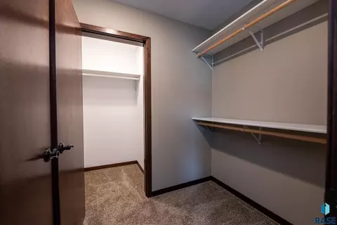 4513 E 15th St, Sioux Falls, SD 57110 photo 19