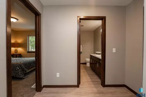 Bedroom - 410 S Lewis Ave, Sioux Falls, SD 57103 photo 3 of 6