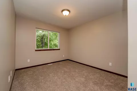 Other - 410 S Lewis Ave, Sioux Falls, SD 57103 photo 1 of 7