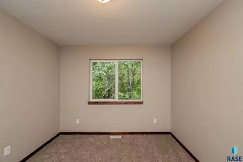 Other - 410 S Lewis Ave, Sioux Falls, SD 57103 photo 2 of 7