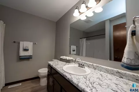 Bath - 410 S Lewis Ave, Sioux Falls, SD 57103 photo 1 of 3