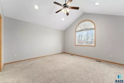 322 S Spring Pl, Brandon, SD 57005 photo 12
