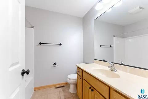 322 S Spring Pl, Brandon, SD 57005 photo 19