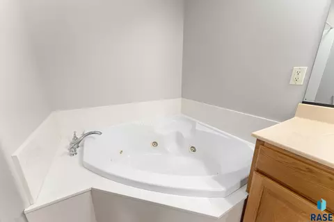 322 S Spring Pl, Brandon, SD 57005 photo 16