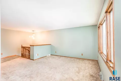 420 W Maple St, Tea, SD 57064 photo 15