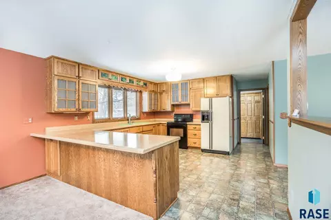 420 W Maple St, Tea, SD 57064 photo 11