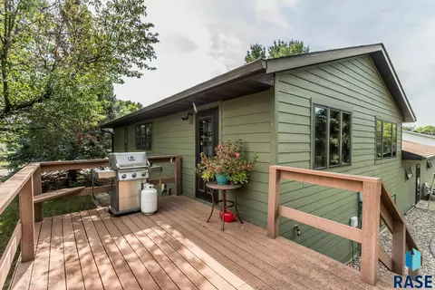 420 W Maple St, Tea, SD 57064 photo 8
