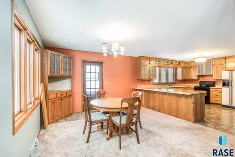 420 W Maple St, Tea, SD 57064 photo 12
