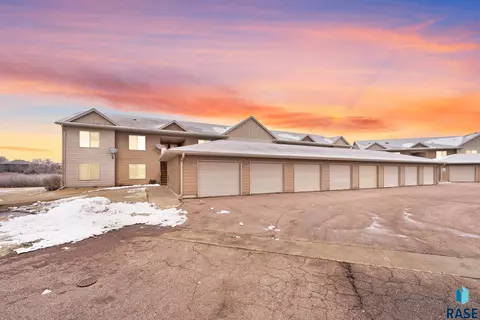 4912 S Klein Ave #28, Sioux Falls, SD 57106