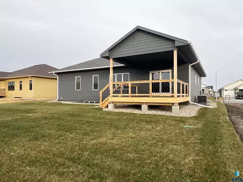 5409 E 64th St, Sioux Falls, SD 57108 photo 19