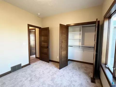 5409 E 64th St, Sioux Falls, SD 57108 photo 18