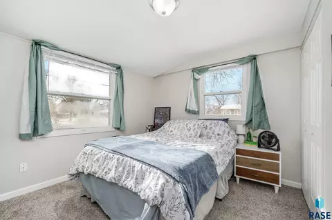 2700 E 15th St, Sioux Falls, SD 57103 photo 13