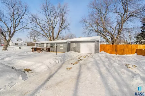 2700 E 15th St, Sioux Falls, SD 57103 photo 20