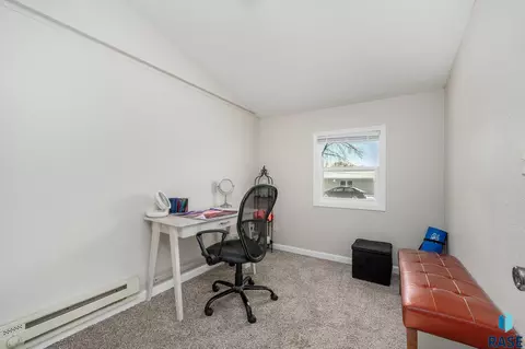 2700 E 15th St, Sioux Falls, SD 57103 photo 9
