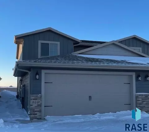 9449 W Dolores Dr, Sioux Falls, SD 57106