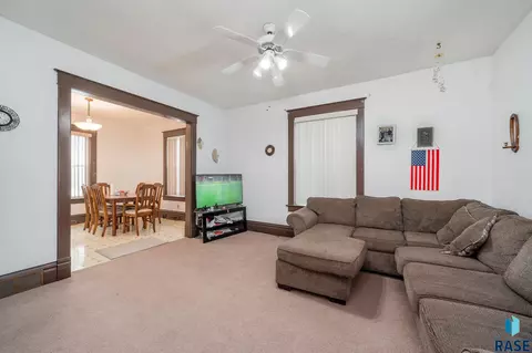712 E 5th St, Sioux Falls, SD 57103 photo 5