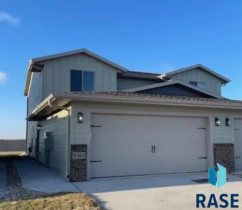 9461 W Dolores Dr, Sioux Falls, SD 57106