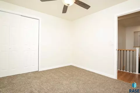 321 E Norton Ave, Salem, SD 57058 photo 6