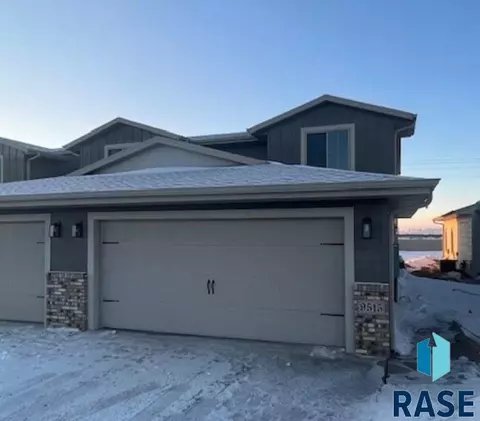 9515 W Dolores Dr, Sioux Falls, SD 57106