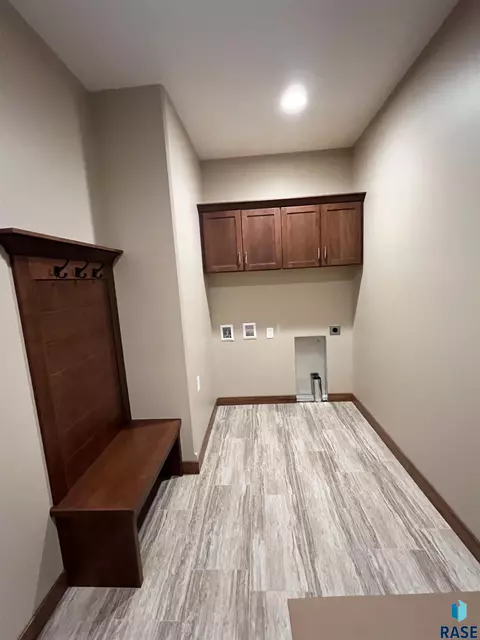 5301 E 64th St, Sioux Falls, SD 57108 photo 15