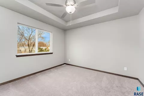 6809 W 5th St, Sioux Falls, SD 57103 photo 12