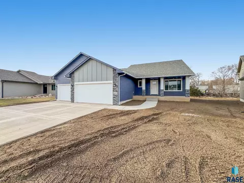 6809 W 5th St, Sioux Falls, SD 57103 photo 2