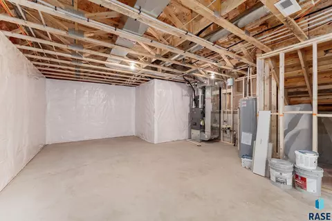 6809 W 5th St, Sioux Falls, SD 57103 photo 23