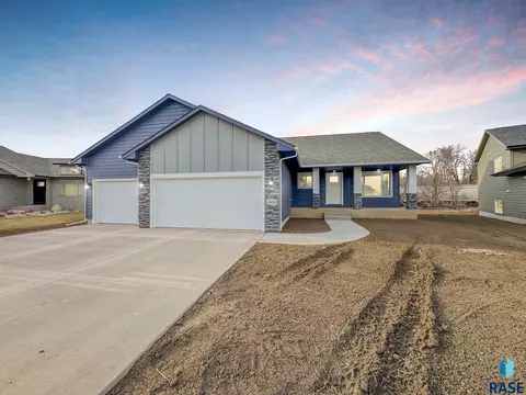 6809 W 5th St, Sioux Falls, SD 57103 photo 3