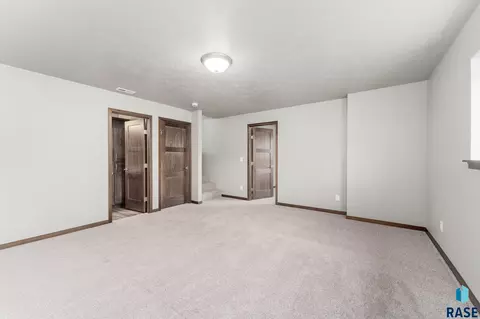 6809 W 5th St, Sioux Falls, SD 57103 photo 18