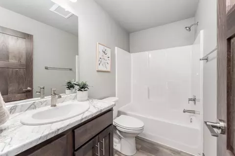 6809 W 5th St, Sioux Falls, SD 57103 photo 11