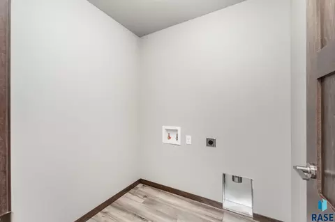 6809 W 5th St, Sioux Falls, SD 57103 photo 16