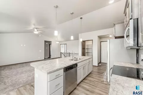 Kitchen - 1220 Cole Ave, Tea, SD 57064 photo 4 of 5