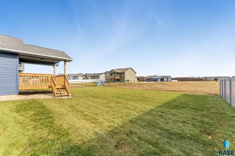Exterior - 1220 Cole Ave, Tea, SD 57064 photo 6 of 8