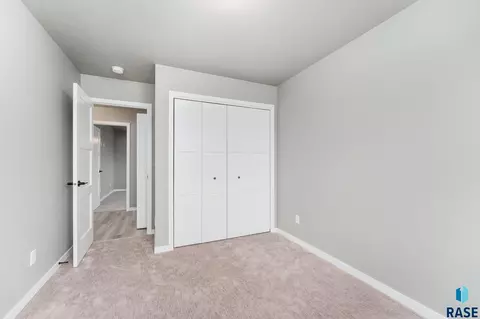 6700 W Viola Ct, Sioux Falls, SD 57107 photo 17