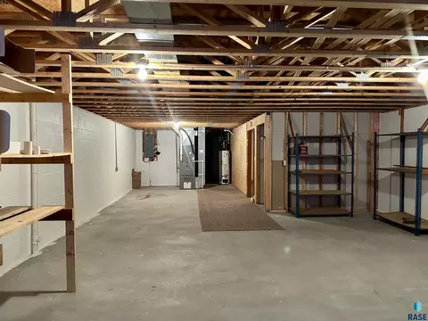1517 Kemper Ave, Mitchell, SD 57301 photo 29