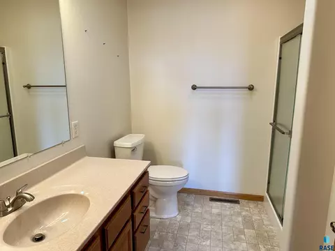 1517 Kemper Ave, Mitchell, SD 57301 photo 16