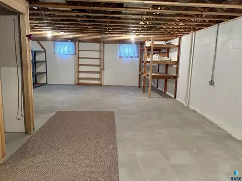 1517 Kemper Ave, Mitchell, SD 57301 photo 28