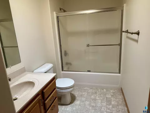 1517 Kemper Ave, Mitchell, SD 57301 photo 19