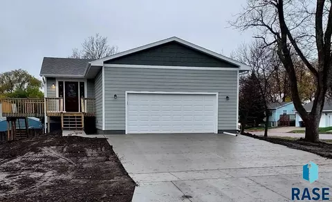 501 S Wayland Ave, Sioux Falls, SD 57103