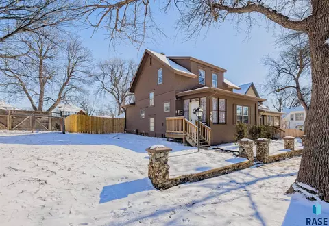 408 S Walts Ave, Sioux Falls, SD 57104