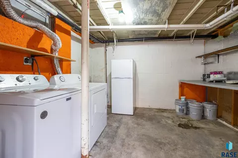 1020 E 1st St, Sioux Falls, SD 57103 photo 15