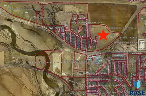 900 N Sioux Blvd, Brandon, SD 57005 photo 4