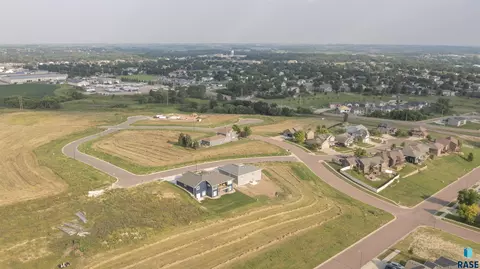 800 N Sapphire Cir, Brandon, SD 57005 photo 19