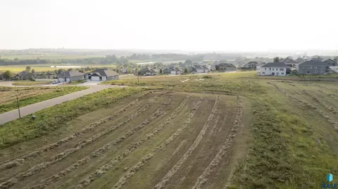 800 N Sapphire Cir, Brandon, SD 57005 photo 8
