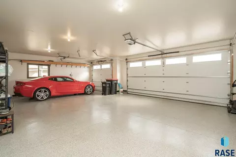 113 N Sunshine Ave, Brandon, SD 57005 photo 18